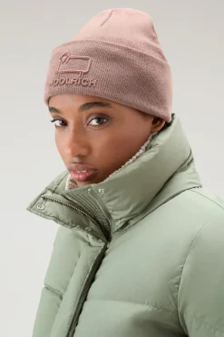 Cappelli e berretti|Cappelli><noscript><img width=