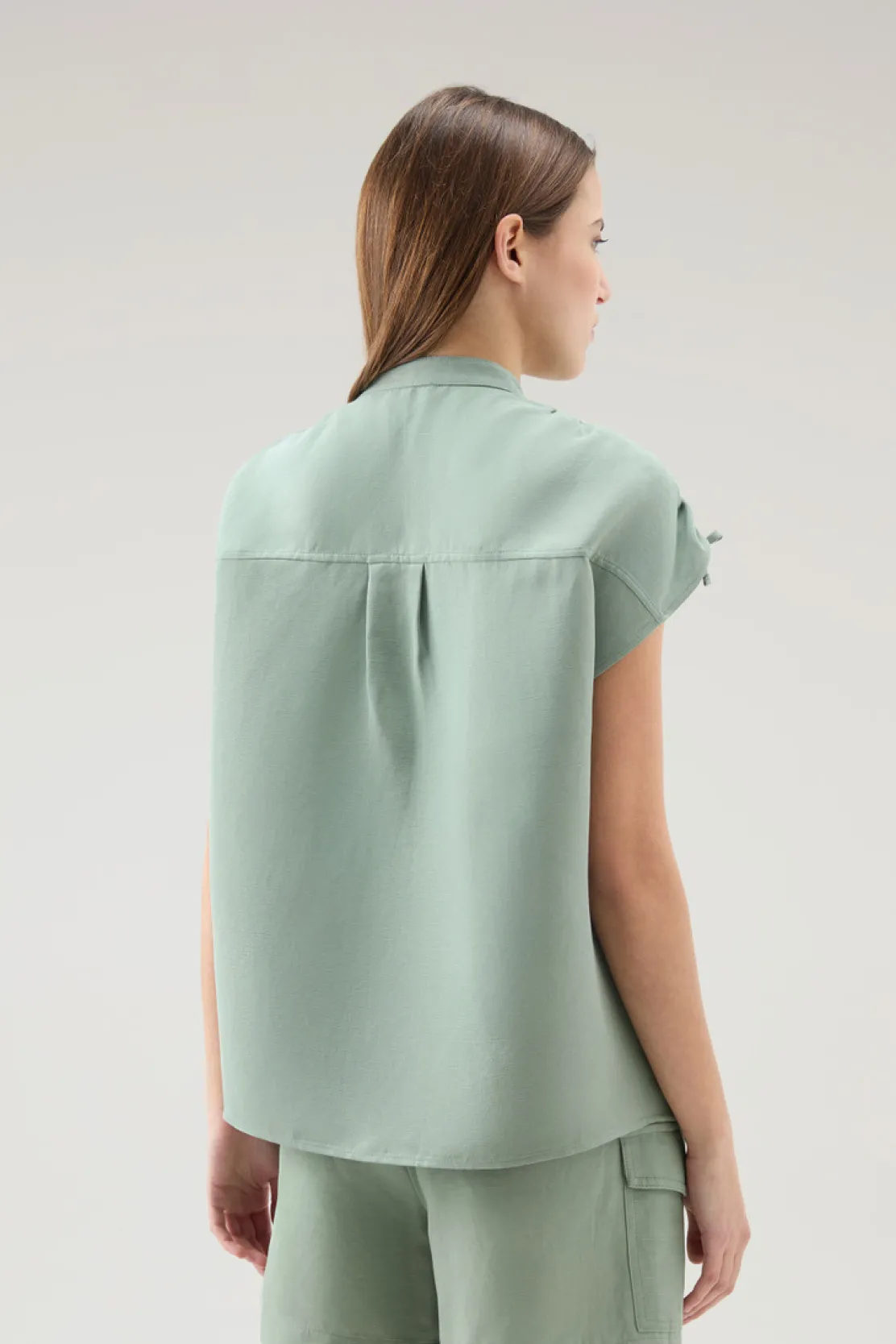 Camicie e giacche a camicia>Woolrich Blusa In Misto Lino Sage