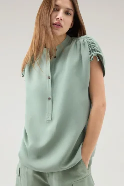 Camicie e giacche a camicia><noscript><img width=