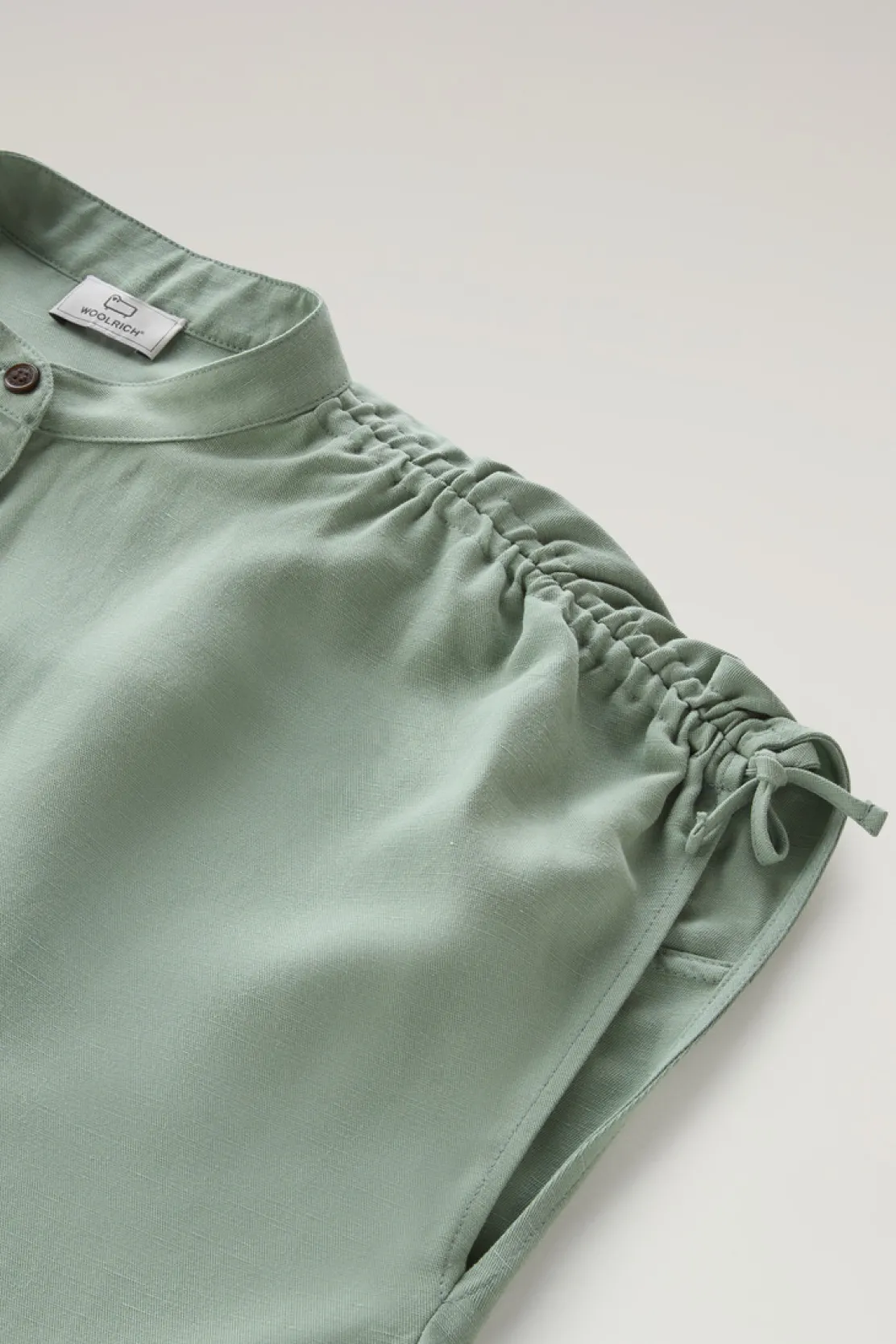 Camicie e giacche a camicia>Woolrich Blusa In Misto Lino Sage