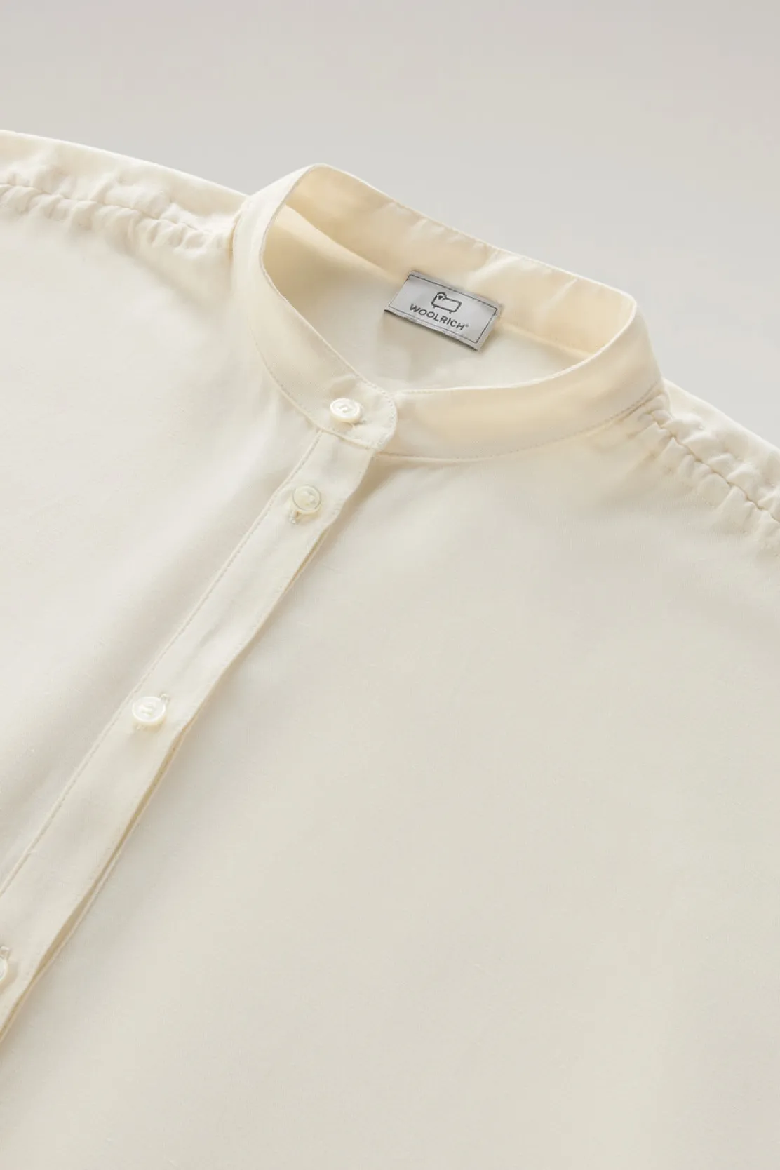 Camicie e giacche a camicia>Woolrich Blusa In Misto Lino Plaster White