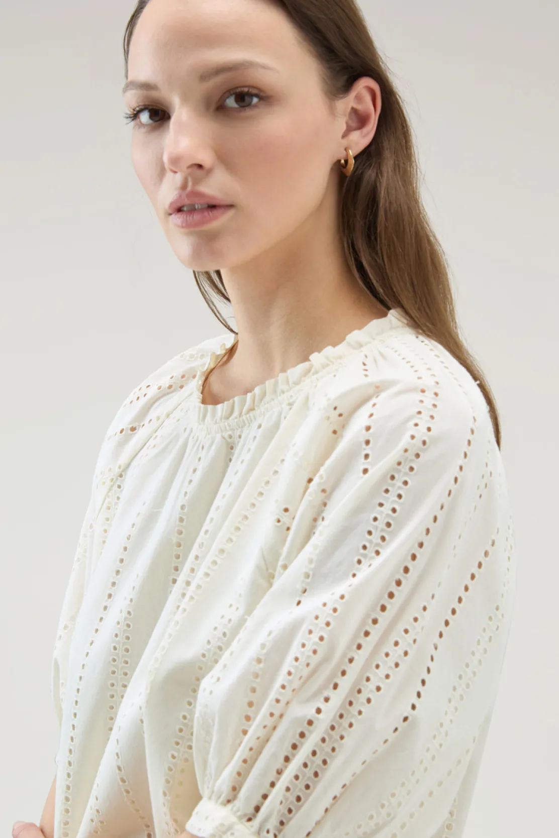 Camicie e giacche a camicia>Woolrich Blusa In Puro Cotone Ricamato Plaster White