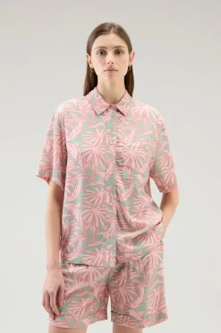 Camicie e giacche a camicia>Woolrich Camicia Con Stampa Tropical Coral Sand Flower