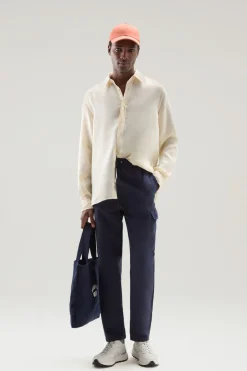 Camicie>Woolrich Camicia In Puro Lino Tinta In Capo Milky Cream