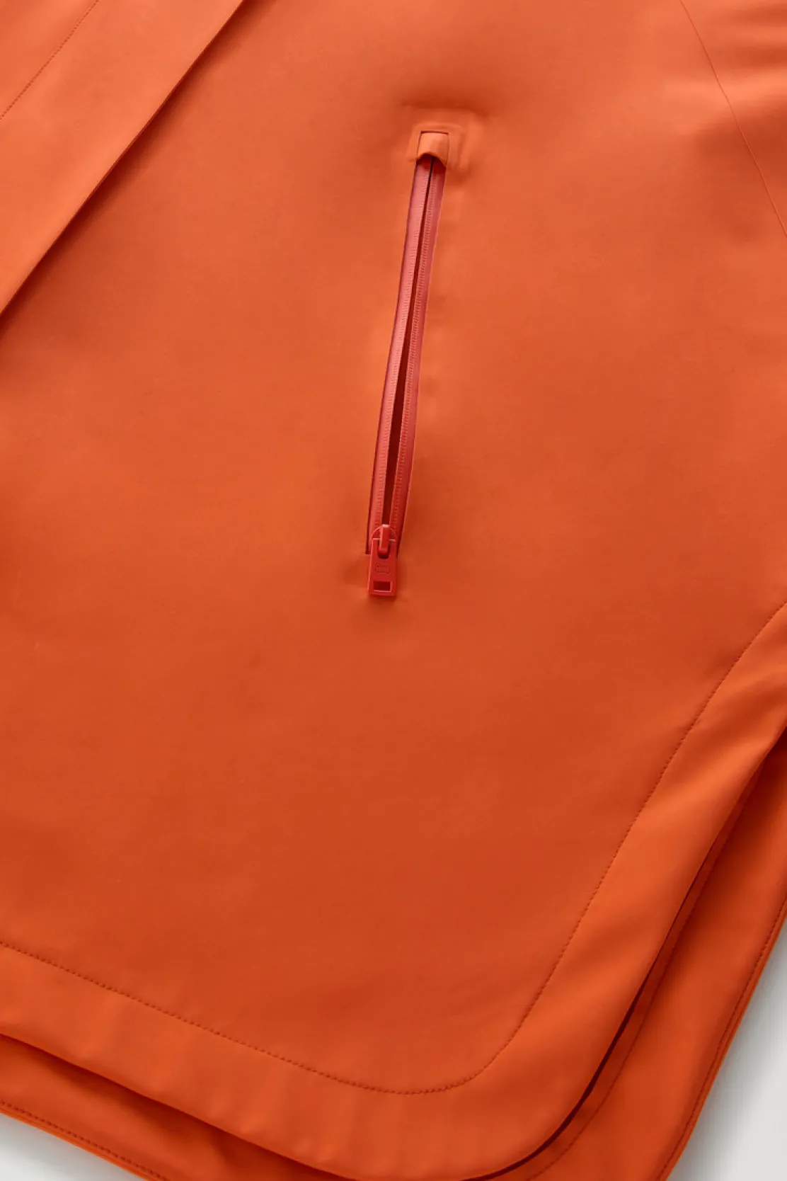 Giacche>Woolrich Cappa In Nylon High Tech Con Cappuccio Koi