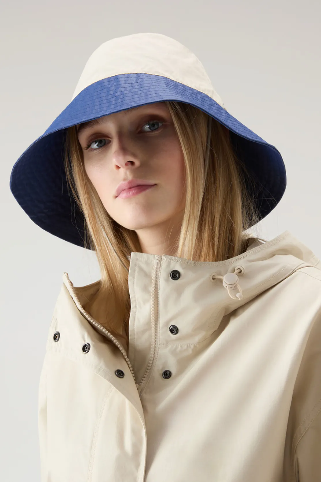 Cappelli>Woolrich Cappello Da Pioggia In Misto Cotone E Nylon Light Oak
