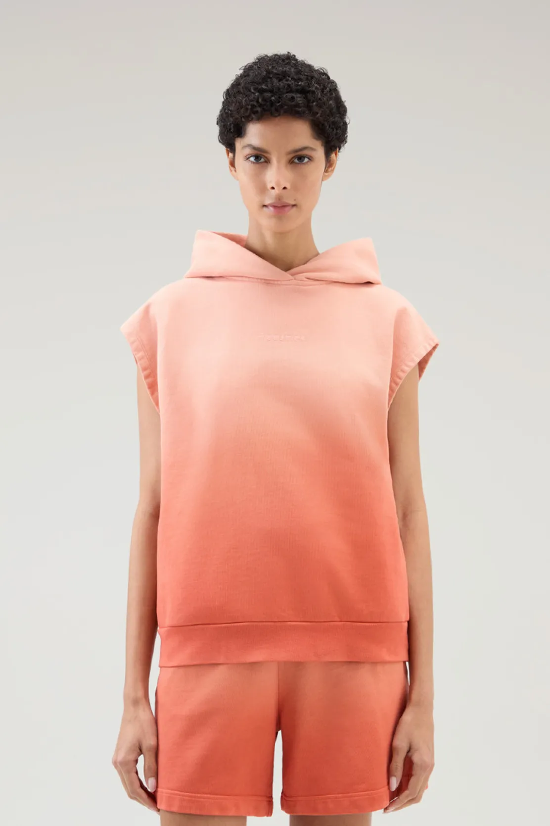 Felpe>Woolrich Felpa Smanicata Con Cappuccio In Puro Cotone Tinta In Capo Coral Sand