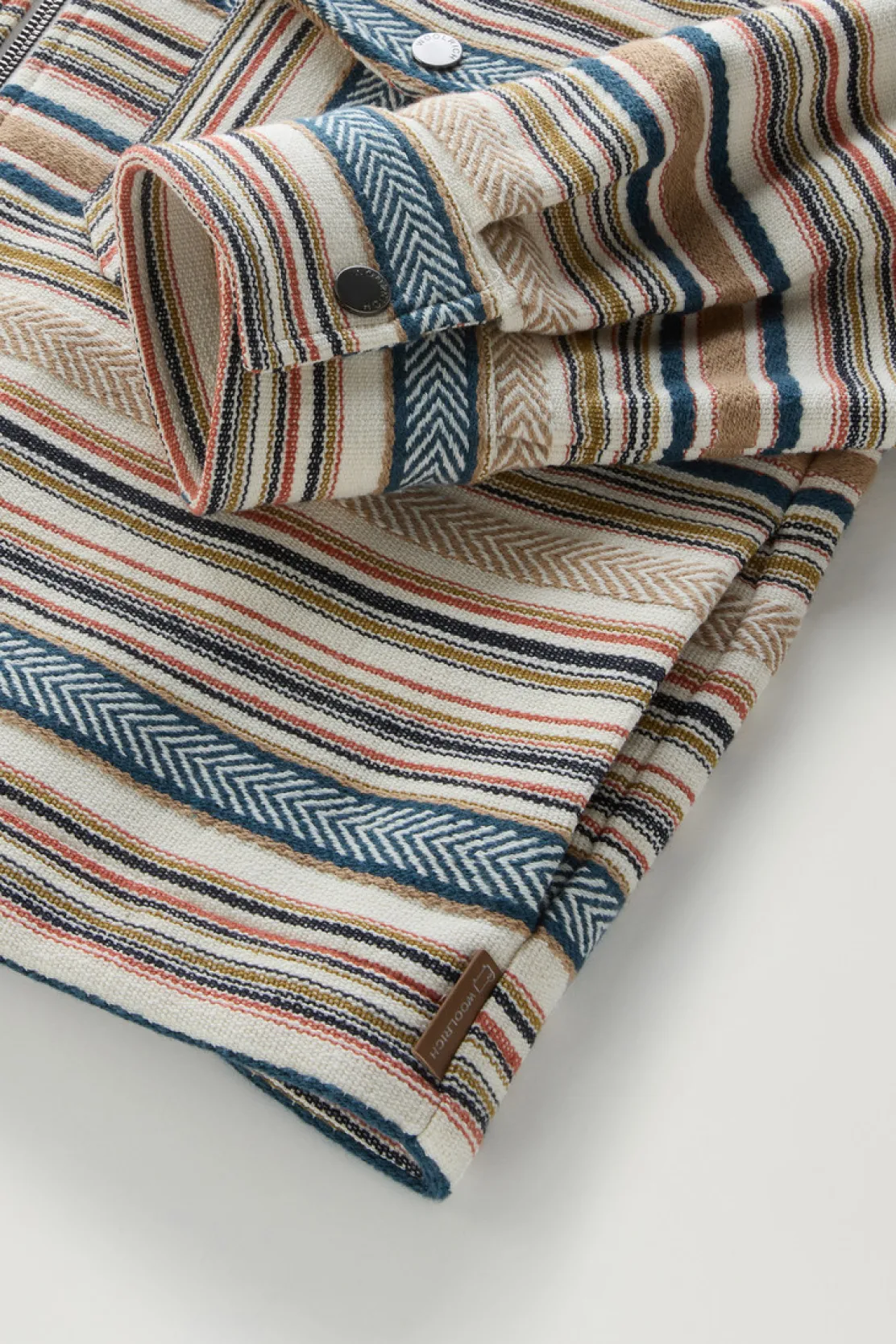 Camicie e giacche a camicia>Woolrich Giacca A Camicia Gentry In Misto Cotone Riciclato Manteco Ethnic White Stripe