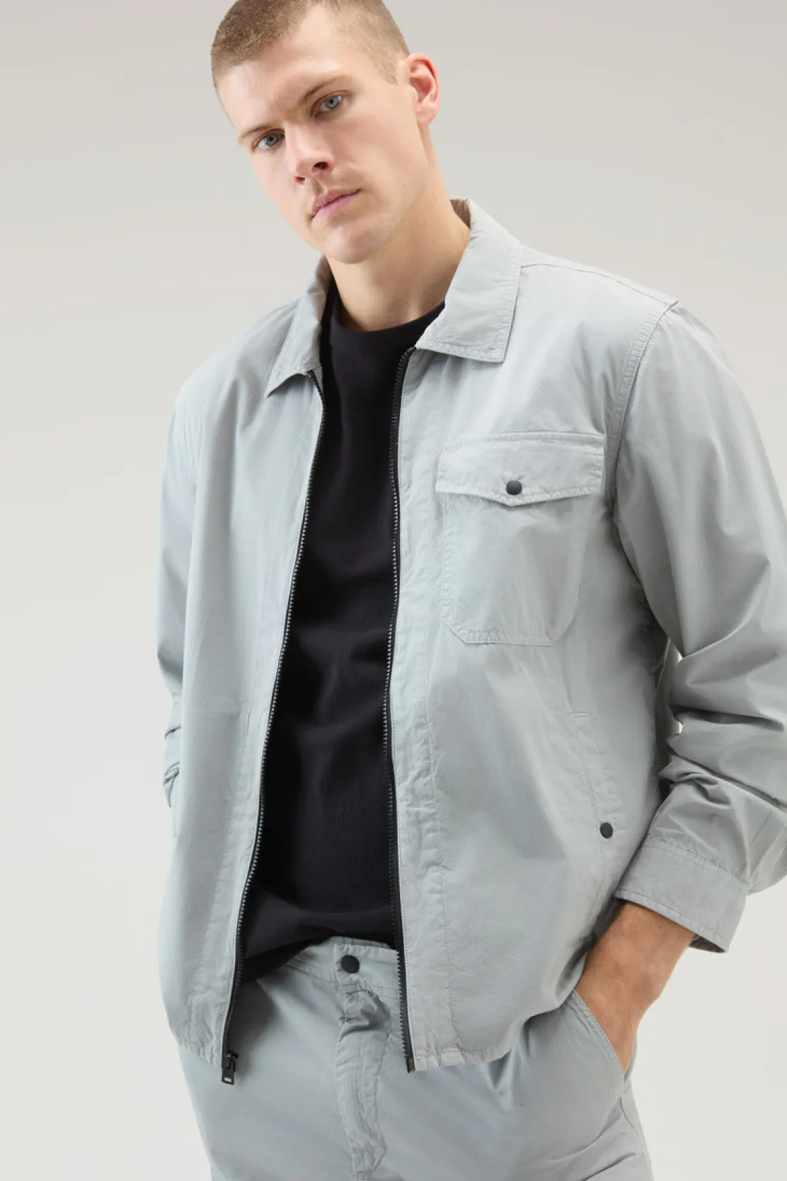 Giacche a camicia>Woolrich Giacca A Camicia Tinta In Capo In Puro Cotone Mineral Grey