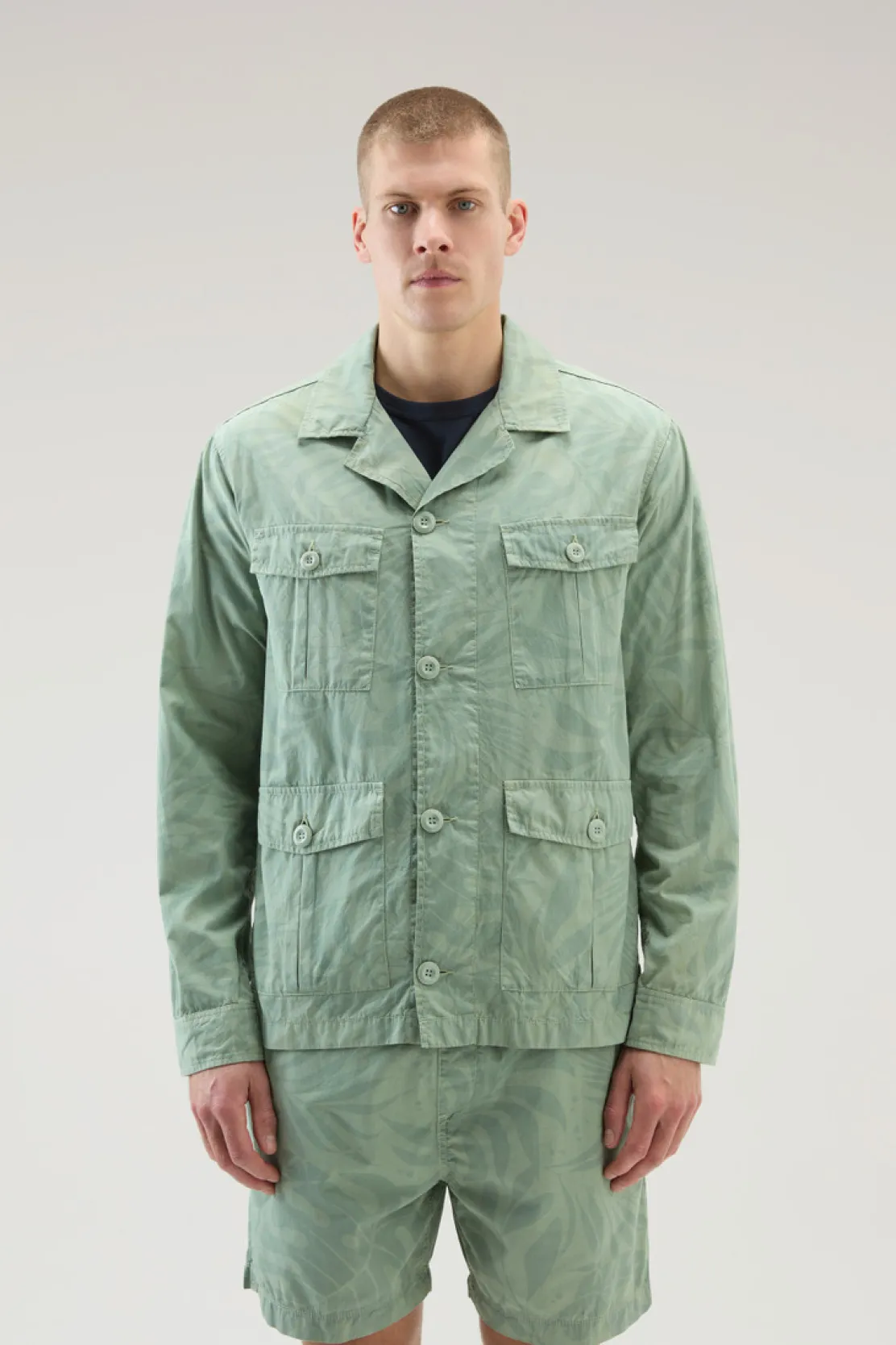 Giacche a camicia>Woolrich Giacca A Camicia Tinta In Capo In Puro Cotone Stampato Sage Flower