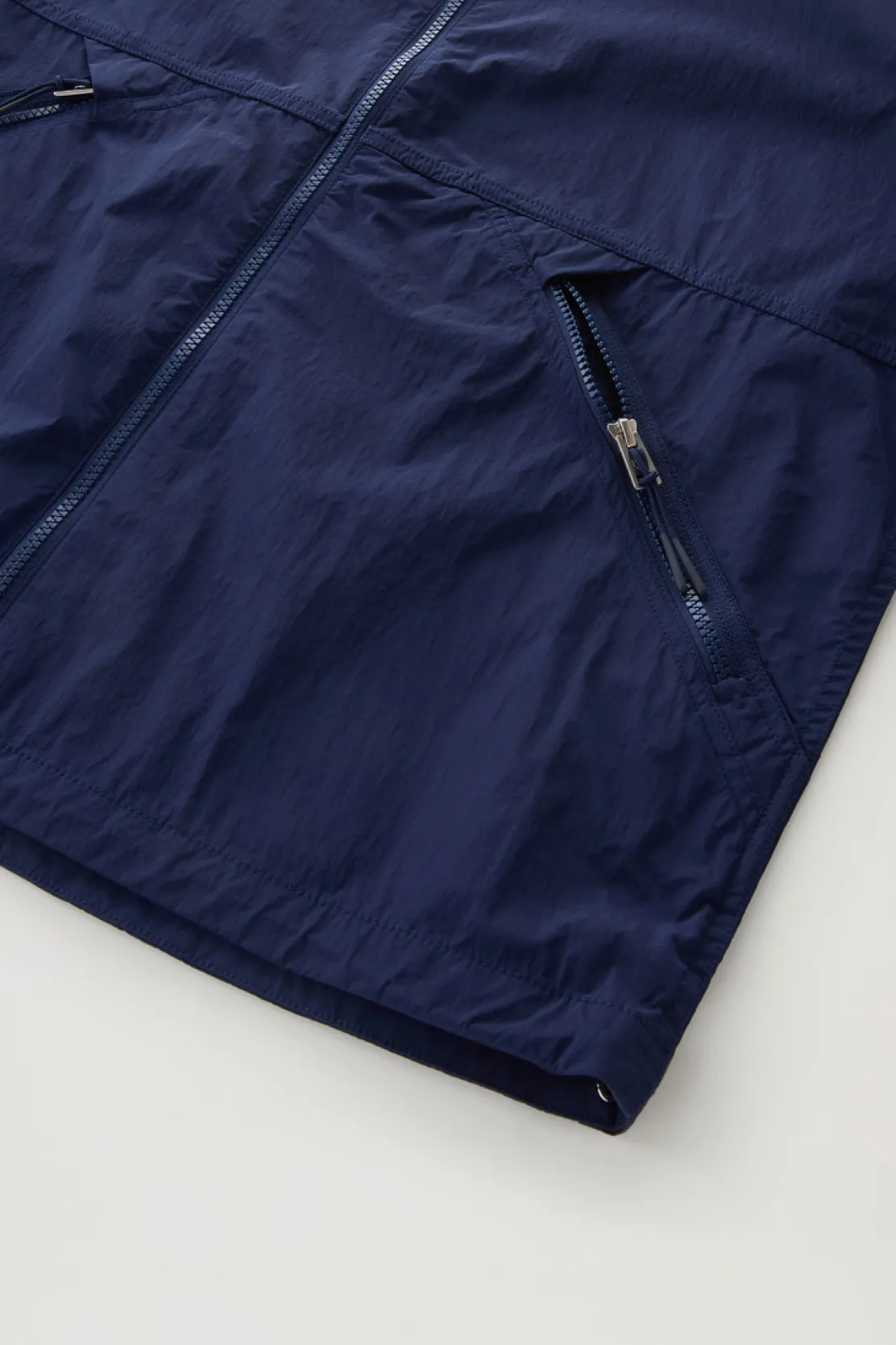 Giacche>Woolrich Giacca A Vento In Nylon Crinkle Con Cappuccio Maritime Blue