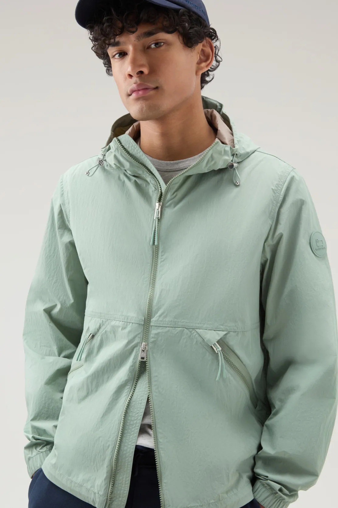 Giacche>Woolrich Giacca A Vento In Nylon Crinkle Con Cappuccio Sage