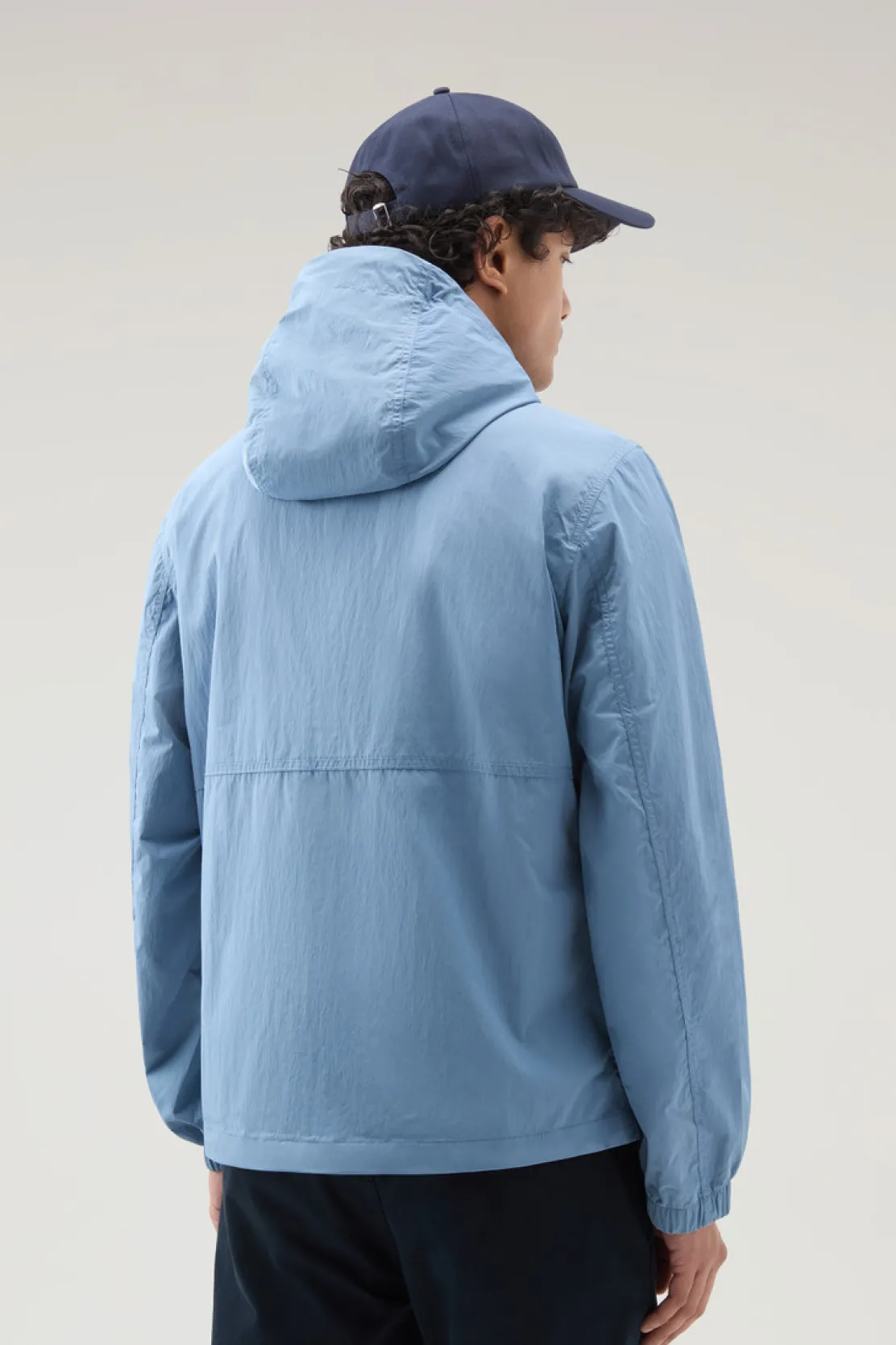 Giacche>Woolrich Giacca A Vento In Nylon Crinkle Con Cappuccio Pastel Indigo