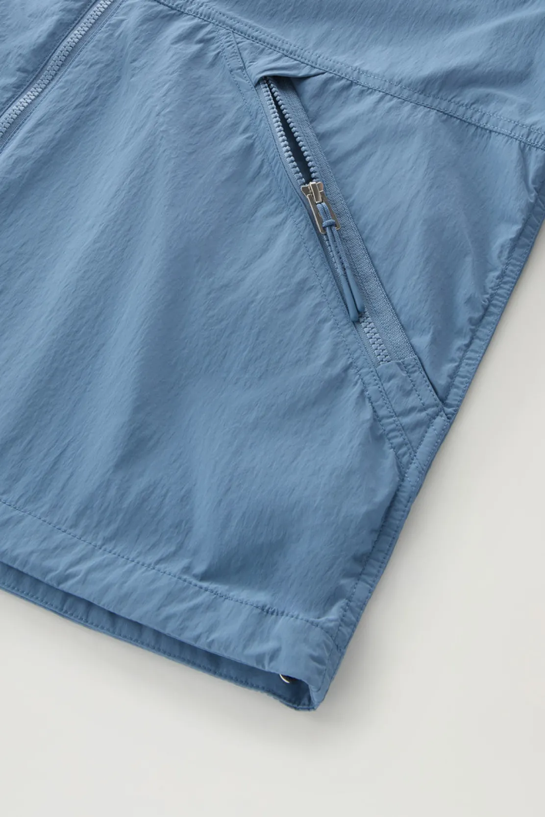 Giacche>Woolrich Giacca A Vento In Nylon Crinkle Con Cappuccio Pastel Indigo