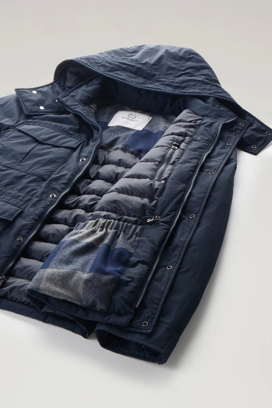 Giacche>Woolrich Giacca Field Aleutian In Nylon Taslan Con Cappuccio Removibile Melton Blue