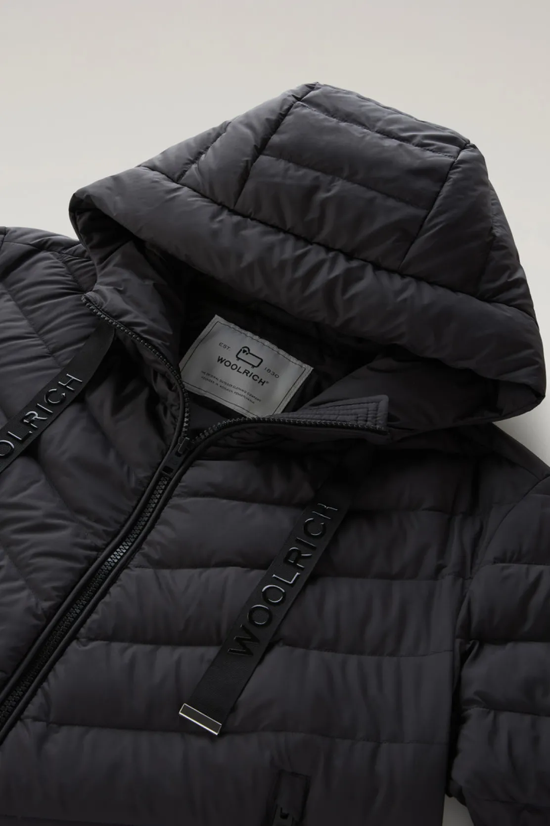 Piumini leggeri>Woolrich Giacca In Microfibra Con Trapuntatura Chevron E Cappuccio Black