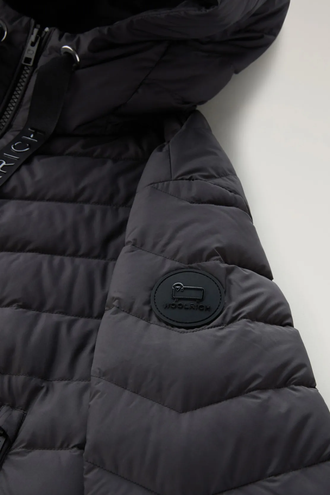 Piumini leggeri>Woolrich Giacca In Microfibra Con Trapuntatura Chevron E Cappuccio Black