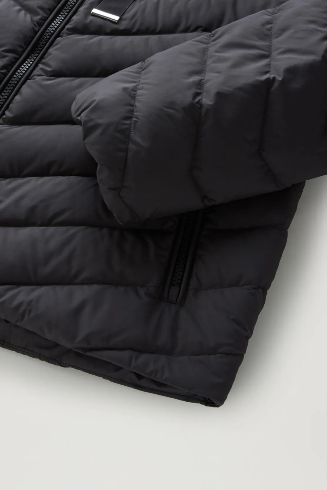 Piumini leggeri>Woolrich Giacca In Microfibra Con Trapuntatura Chevron E Cappuccio Black