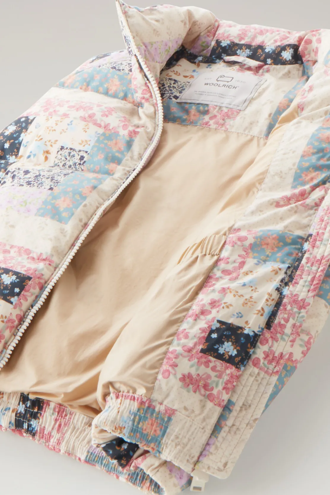 Gilet>Woolrich Gilet Trapuntato Pennsylvania Con Stampa Patchwork Cream Patchwork