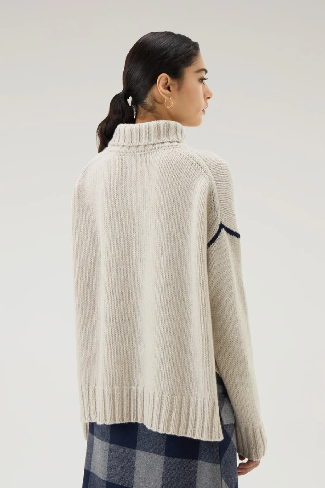 Maglieria>Woolrich Maglione A Collo Alto In Pura Lana Vergine Milky Cream