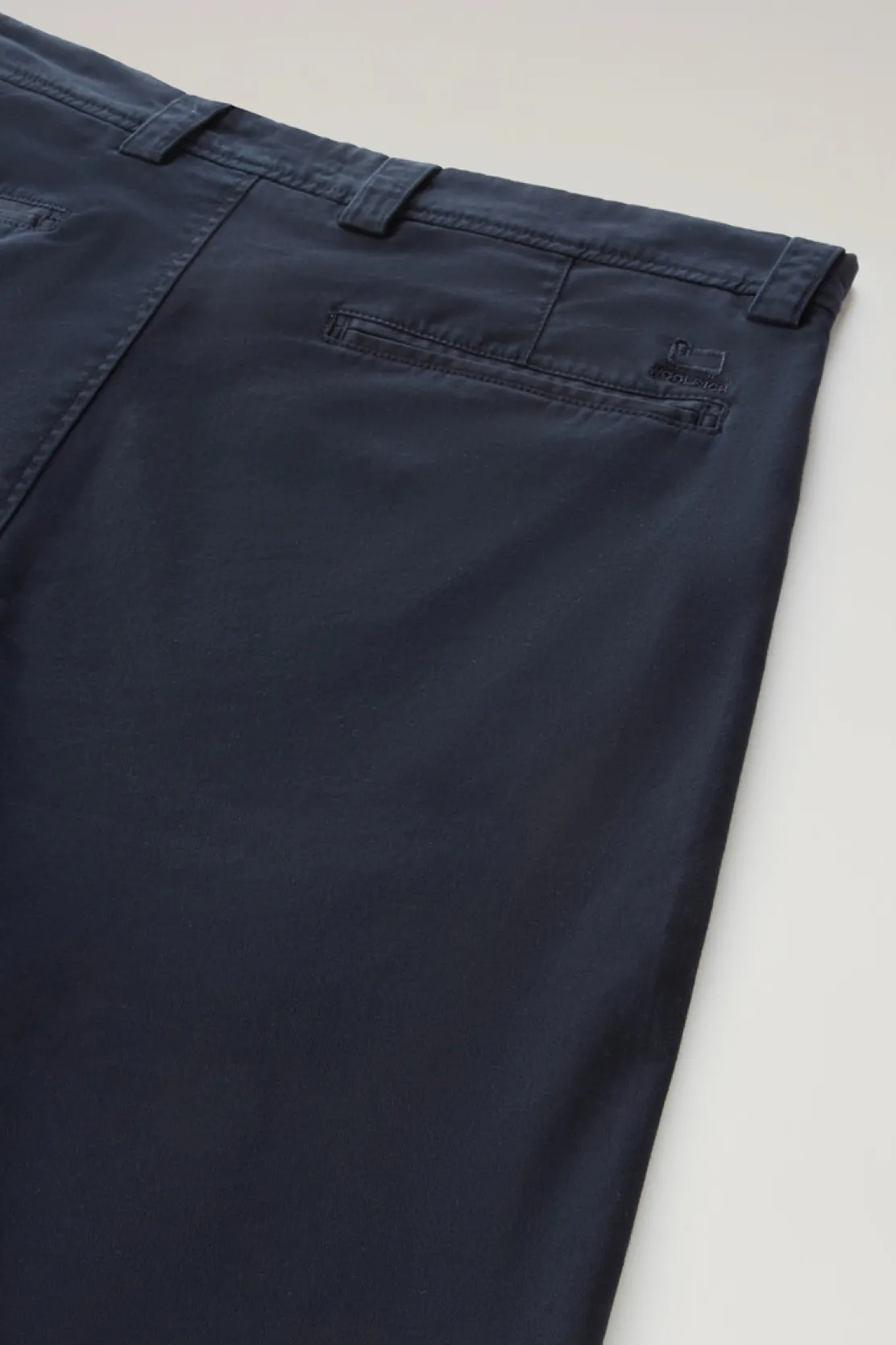 Pantaloni e pantaloncini>Woolrich Pantaloncini Cargo Tinti In Capo In Cotone Elasticizzato Melton Blue