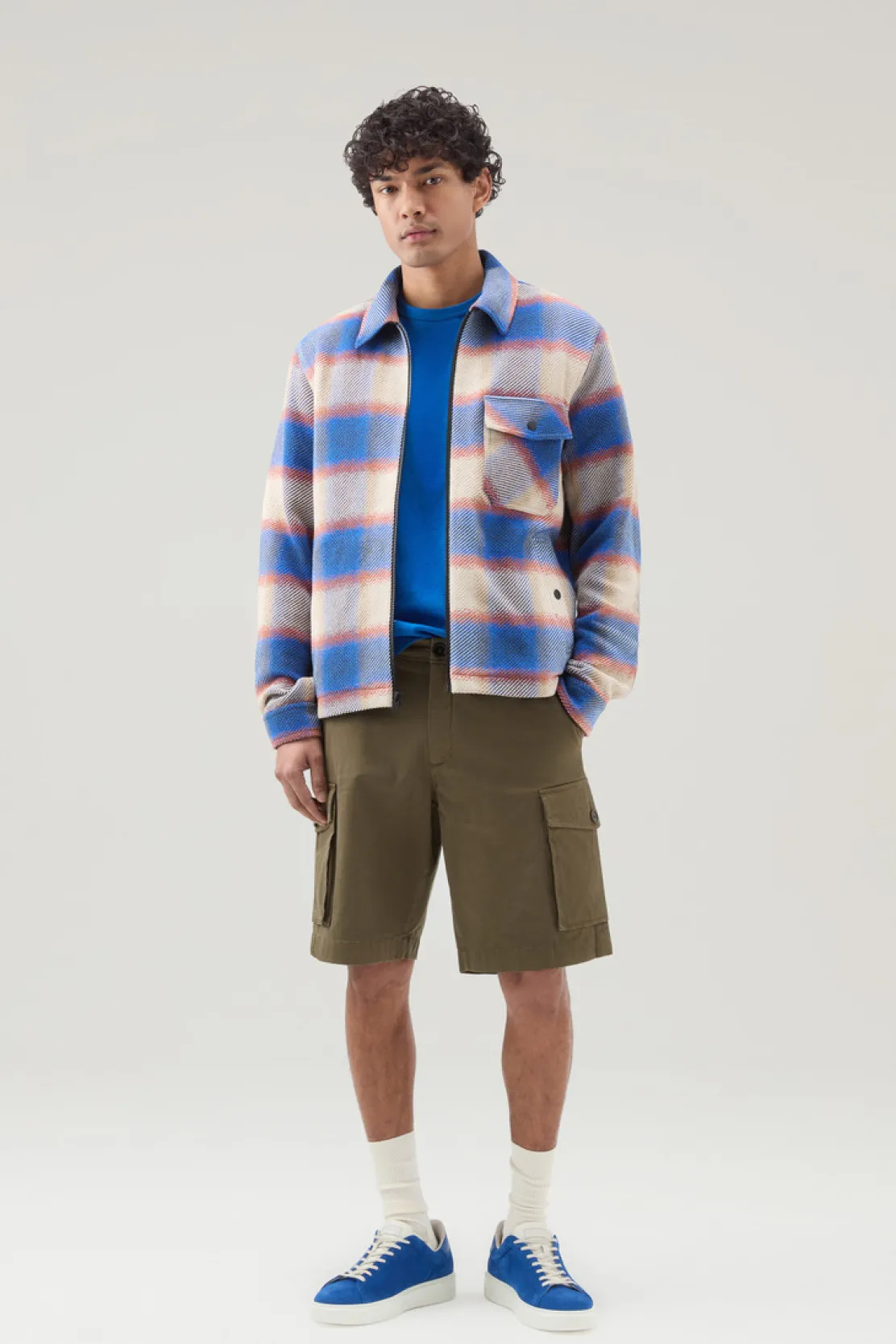 Pantaloni e pantaloncini>Woolrich Pantaloncini Cargo Tinti In Capo In Cotone Elasticizzato Lake Olive