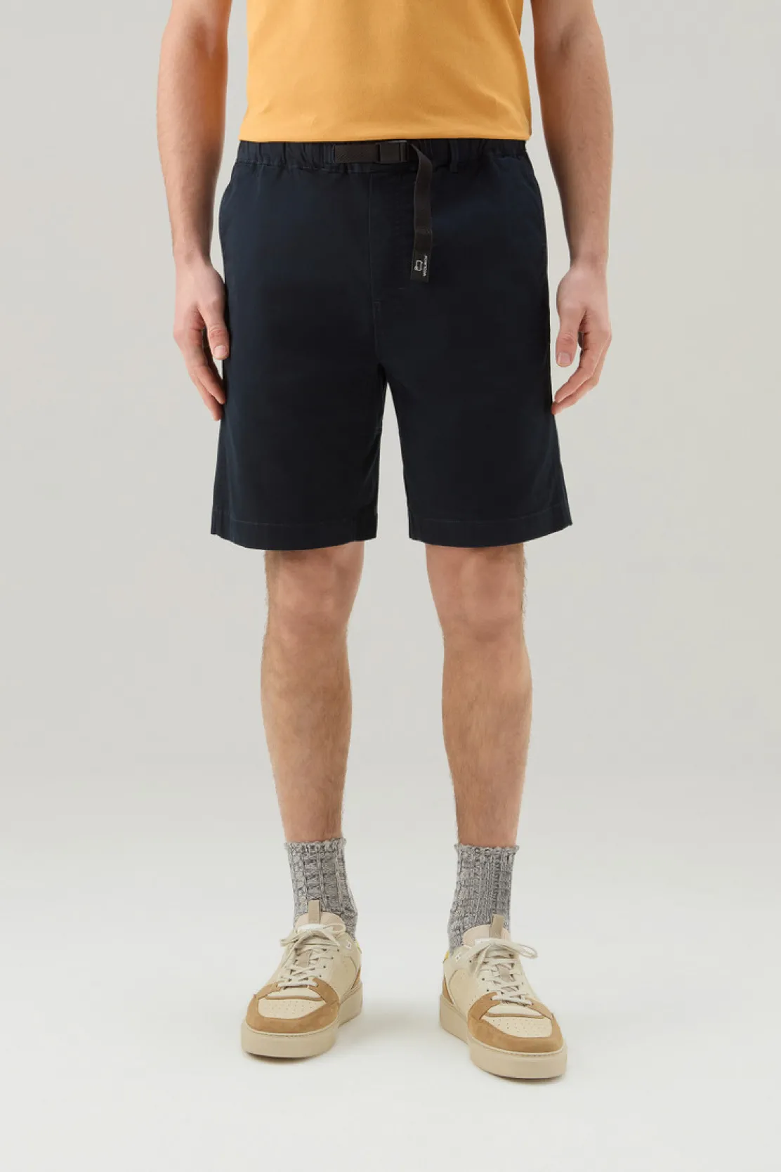 Pantaloni e pantaloncini>Woolrich Pantaloncini Chino Tinti In Capo In Cotone Elasticizzato Melton Blue
