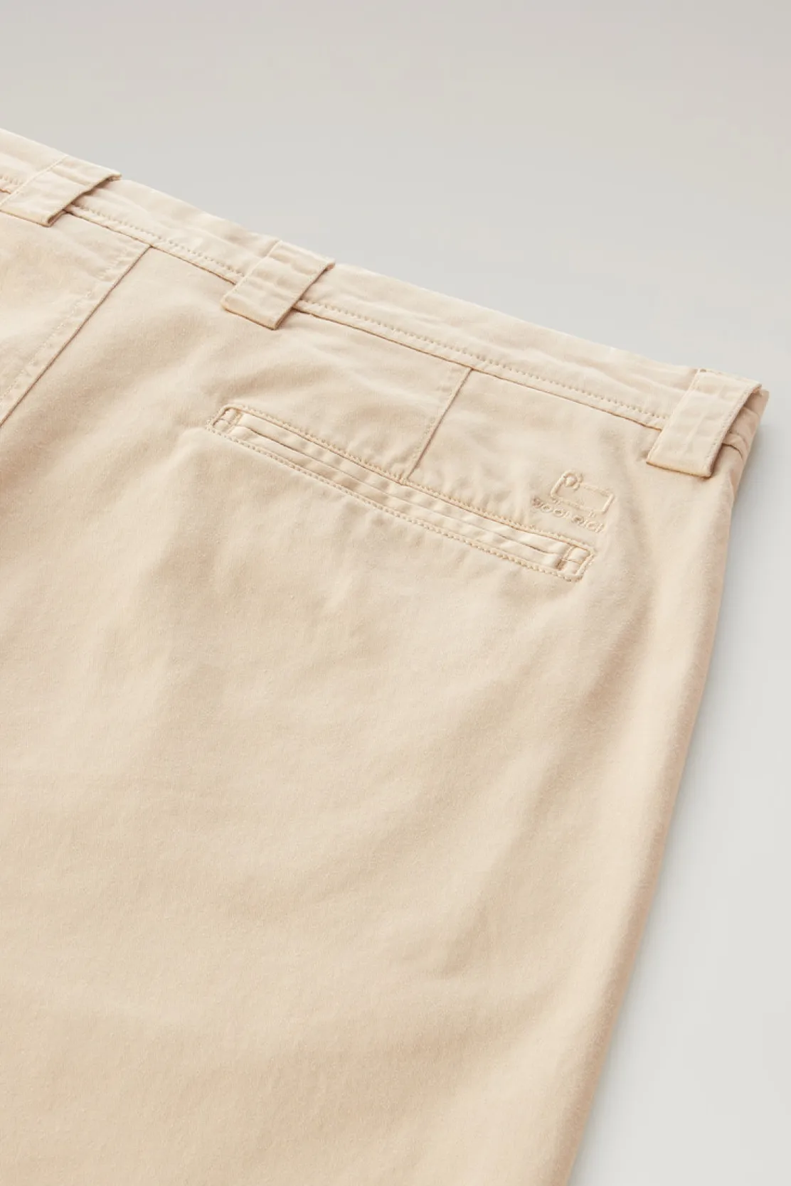 Pantaloni e pantaloncini>Woolrich Pantaloncini Chino Tinti In Capo In Cotone Elasticizzato Beach Sand