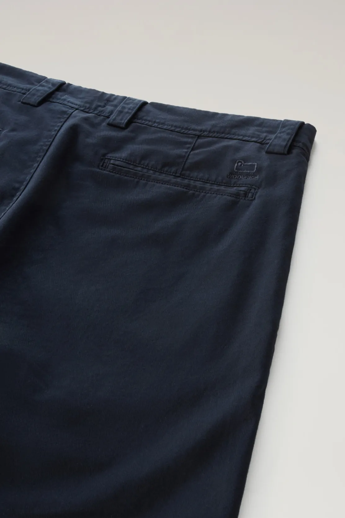 Pantaloni e pantaloncini>Woolrich Pantaloncini Chino Tinti In Capo In Cotone Elasticizzato Melton Blue