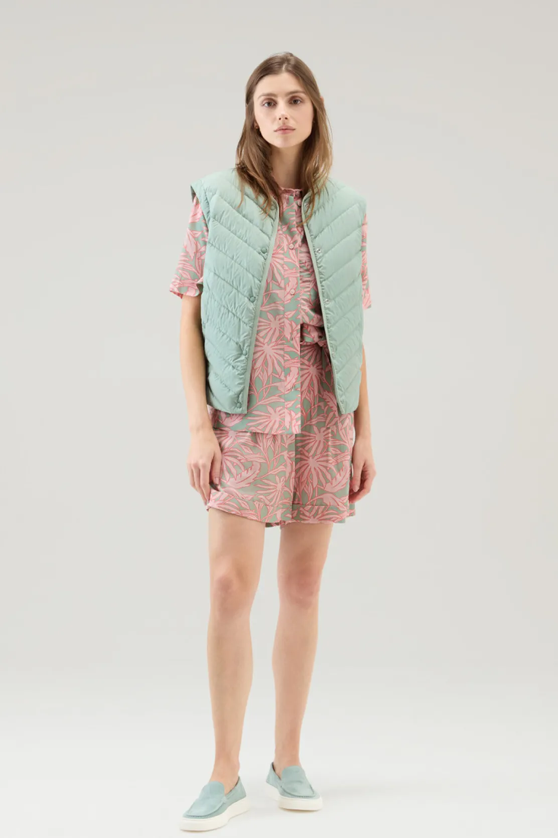Pantaloni e pantaloncini>Woolrich Pantaloncini Con Stampa Tropical Coral Sand Flower