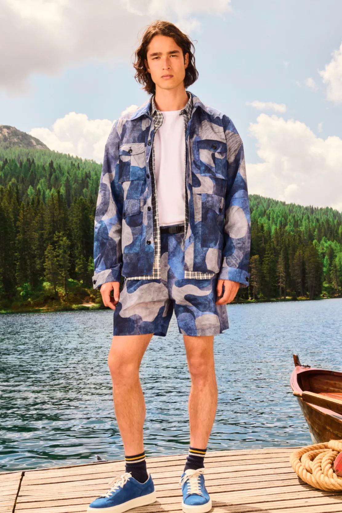 Pantaloni e pantaloncini>Woolrich Pantaloncini In Nylon Crinkle Con Stampa Royal Camo