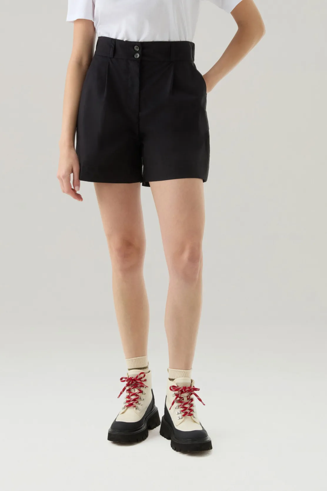 Pantaloni e pantaloncini>Woolrich Pantaloncini In Popeline Di Puro Cotone Black