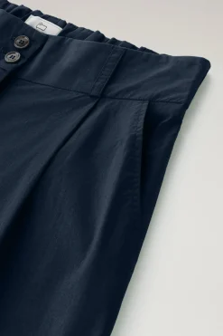 Pantaloni e pantaloncini><noscript><img width=