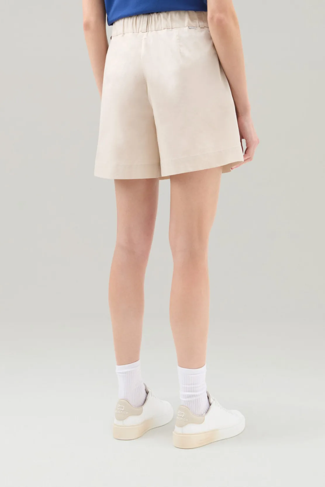 Pantaloni e pantaloncini>Woolrich Pantaloncini In Popeline Di Puro Cotone Light Oak