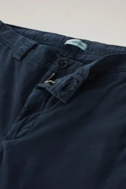 Pantaloni e pantaloncini><noscript><img width=