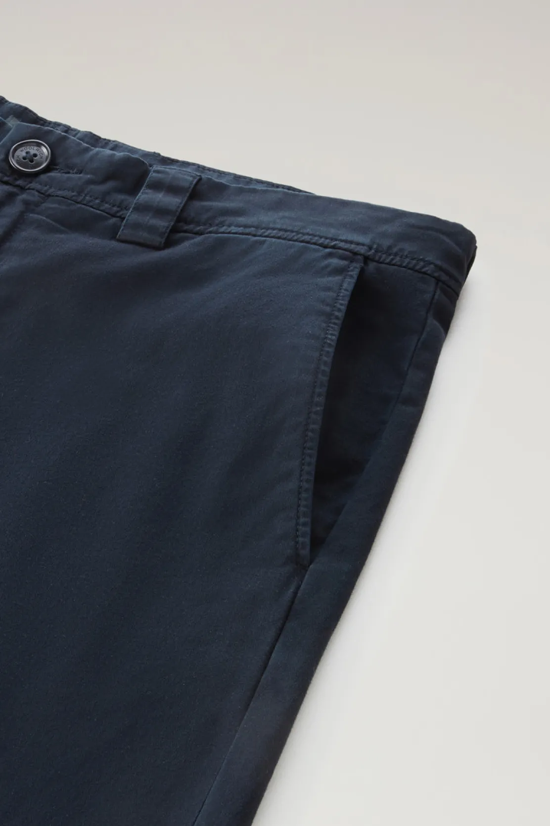 Pantaloni e pantaloncini>Woolrich Pantaloni Chino Tinti In Capo In Cotone Elasticizzato Melton Blue