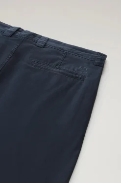 Pantaloni e pantaloncini><noscript><img width=