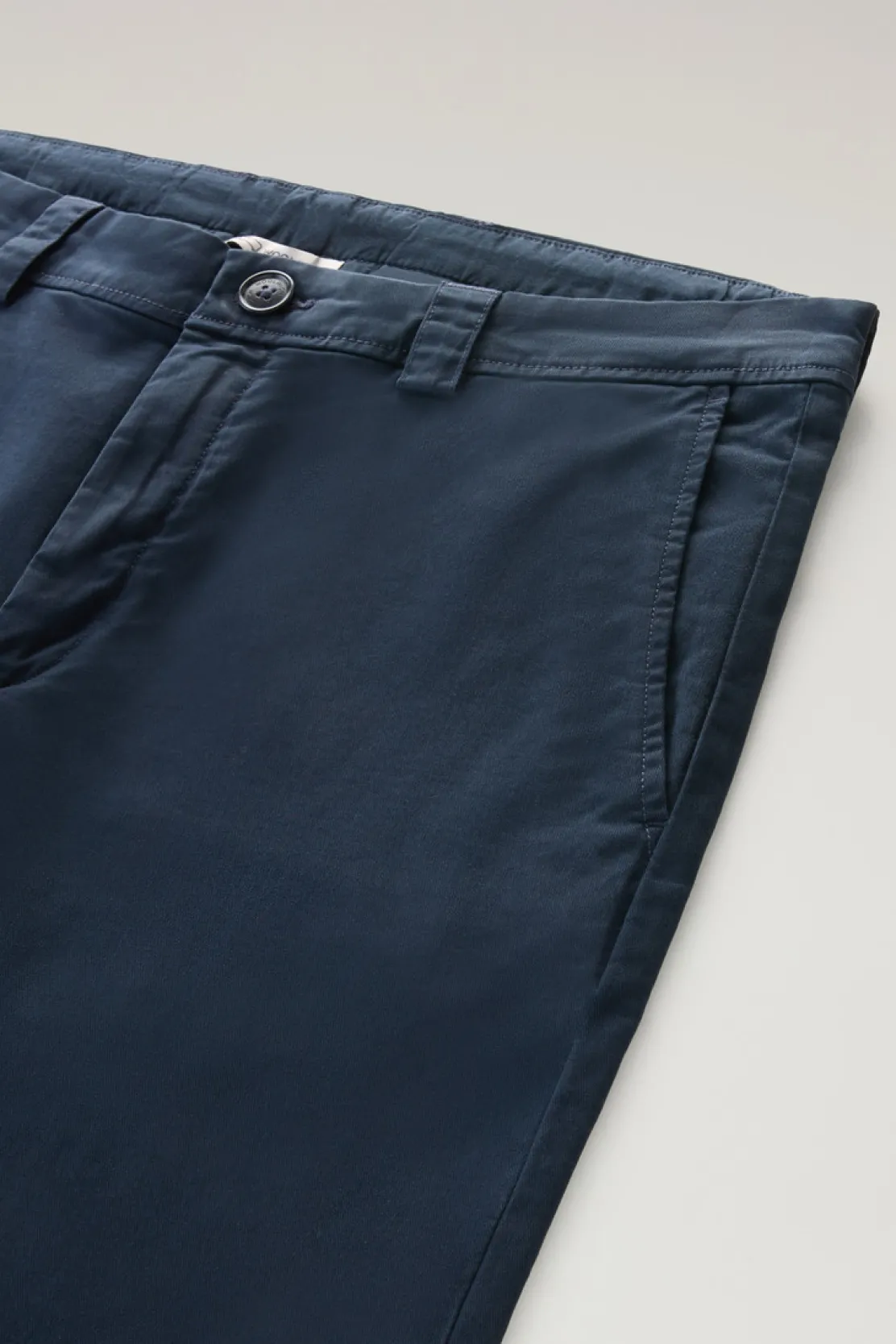 Pantaloni e pantaloncini>Woolrich Pantaloni Chino Tinti In Capo In Twill Di Cotone Elasticizzato Melton Blue