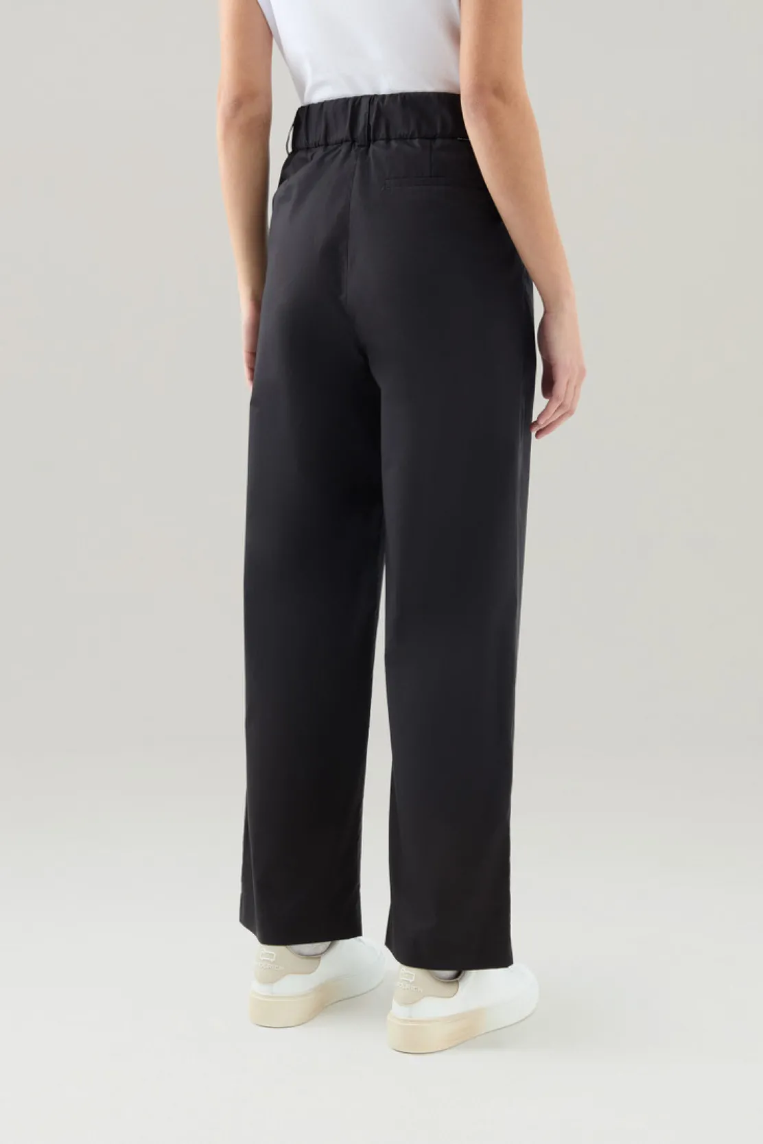 Pantaloni e pantaloncini>Woolrich Pantaloni In Popeline Di Puro Cotone Black