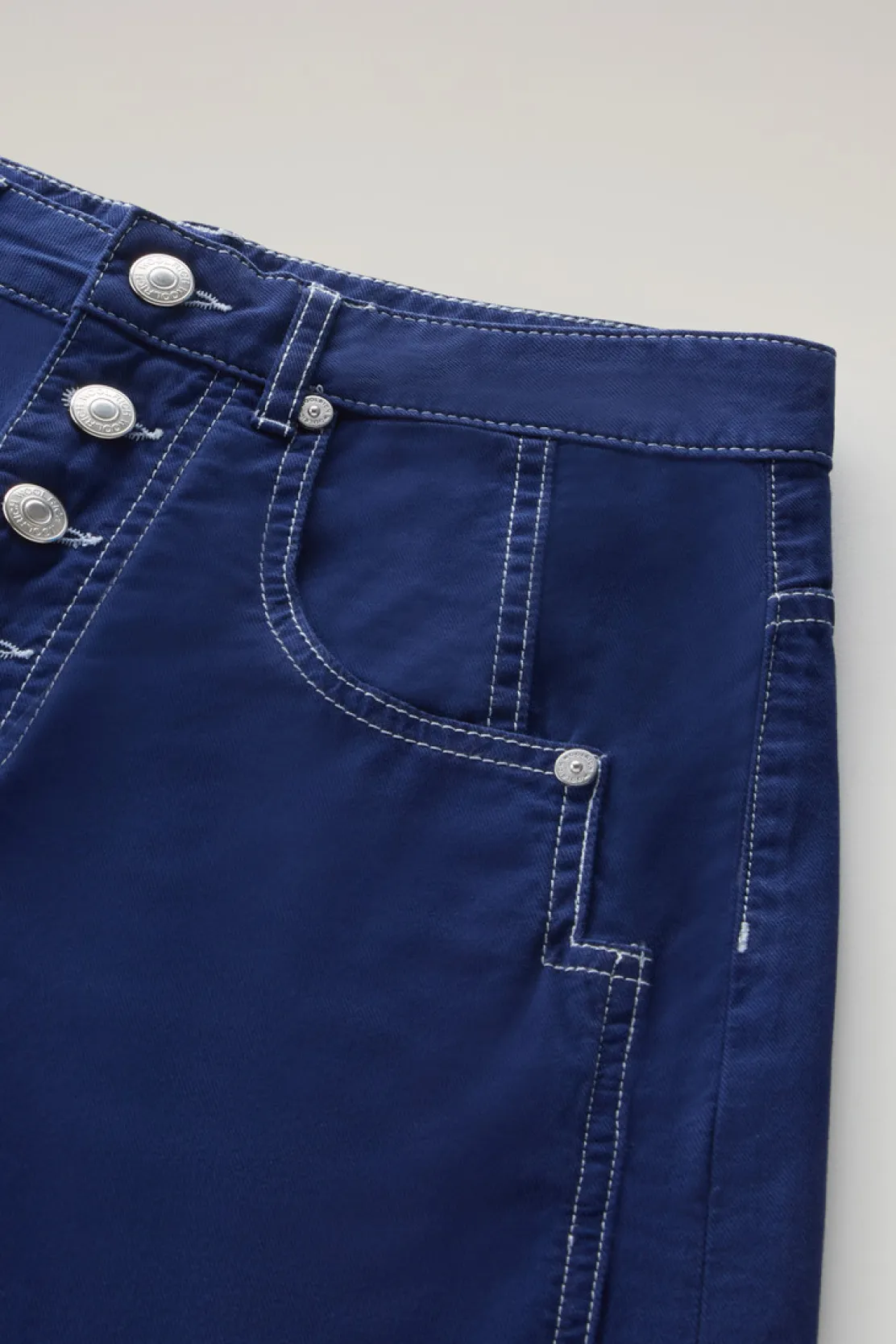 Pantaloni e pantaloncini>Woolrich Pantaloni In Twill Di Cotone Elasticizzato Tinto In Capo Twilight Blue