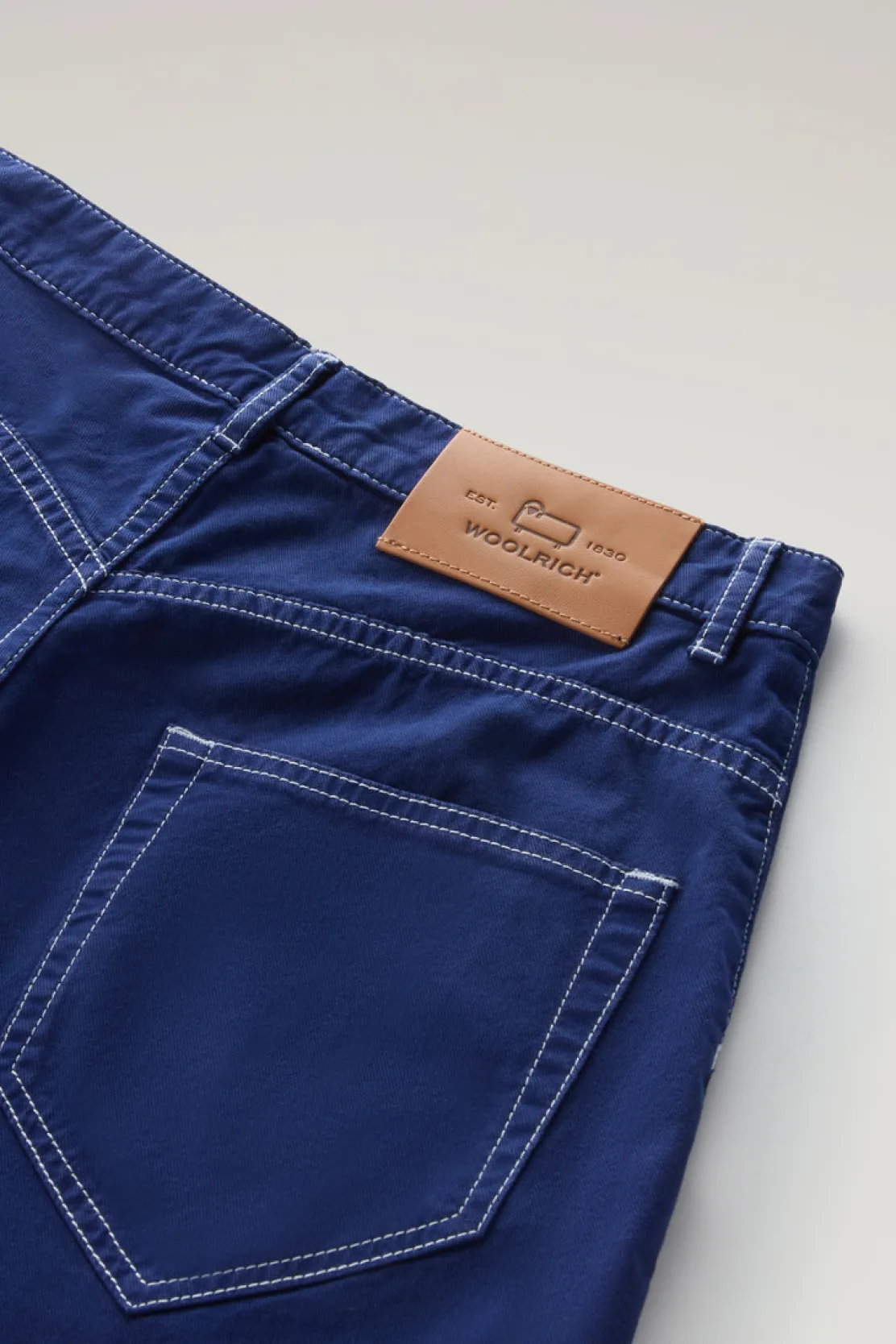 Pantaloni e pantaloncini>Woolrich Pantaloni In Twill Di Cotone Elasticizzato Tinto In Capo Twilight Blue
