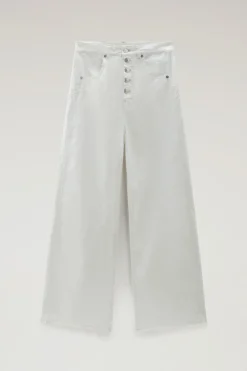 Pantaloni e pantaloncini><noscript><img width=