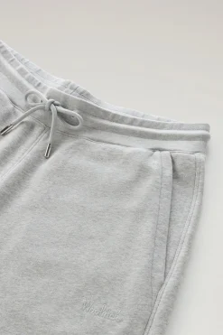 Pantaloni e pantaloncini><noscript><img width=
