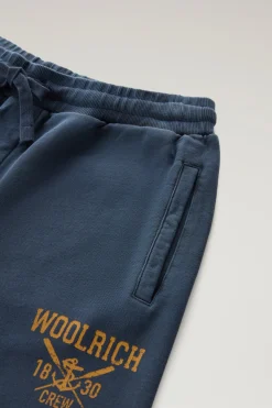 Pantaloni e pantaloncini><noscript><img width=