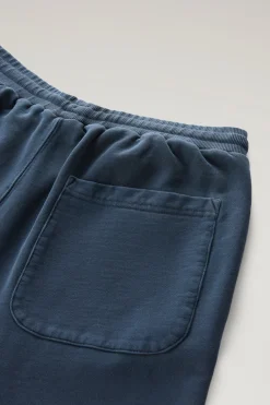 Pantaloni e pantaloncini><noscript><img width=