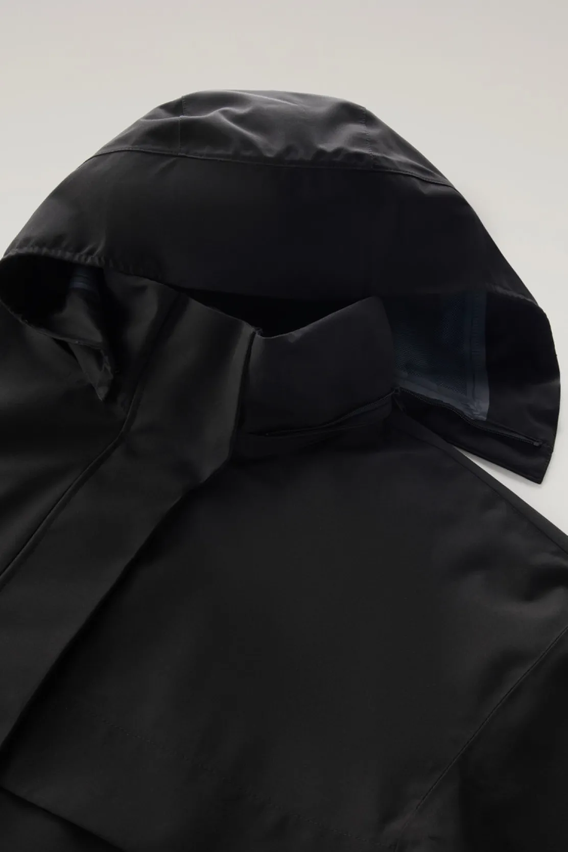 Impermeabili|Parka>Woolrich Parka Impermeabile In Tessuto Light Stretch Con Cappuccio Staccabile Black