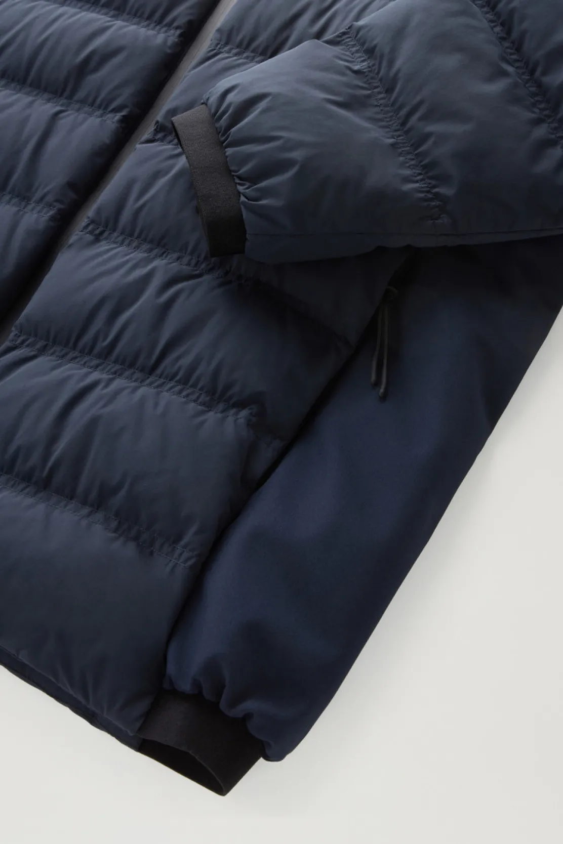 Piumini|Giacche>Woolrich Piumino Bering In Nylon Elasticizzato Melton Blue