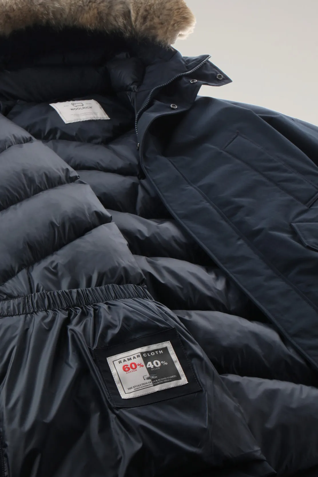 Parka>Woolrich Polar Parka In Ramar Cloth Con Collo Alto E Bordo In Pelliccia Melton Blue