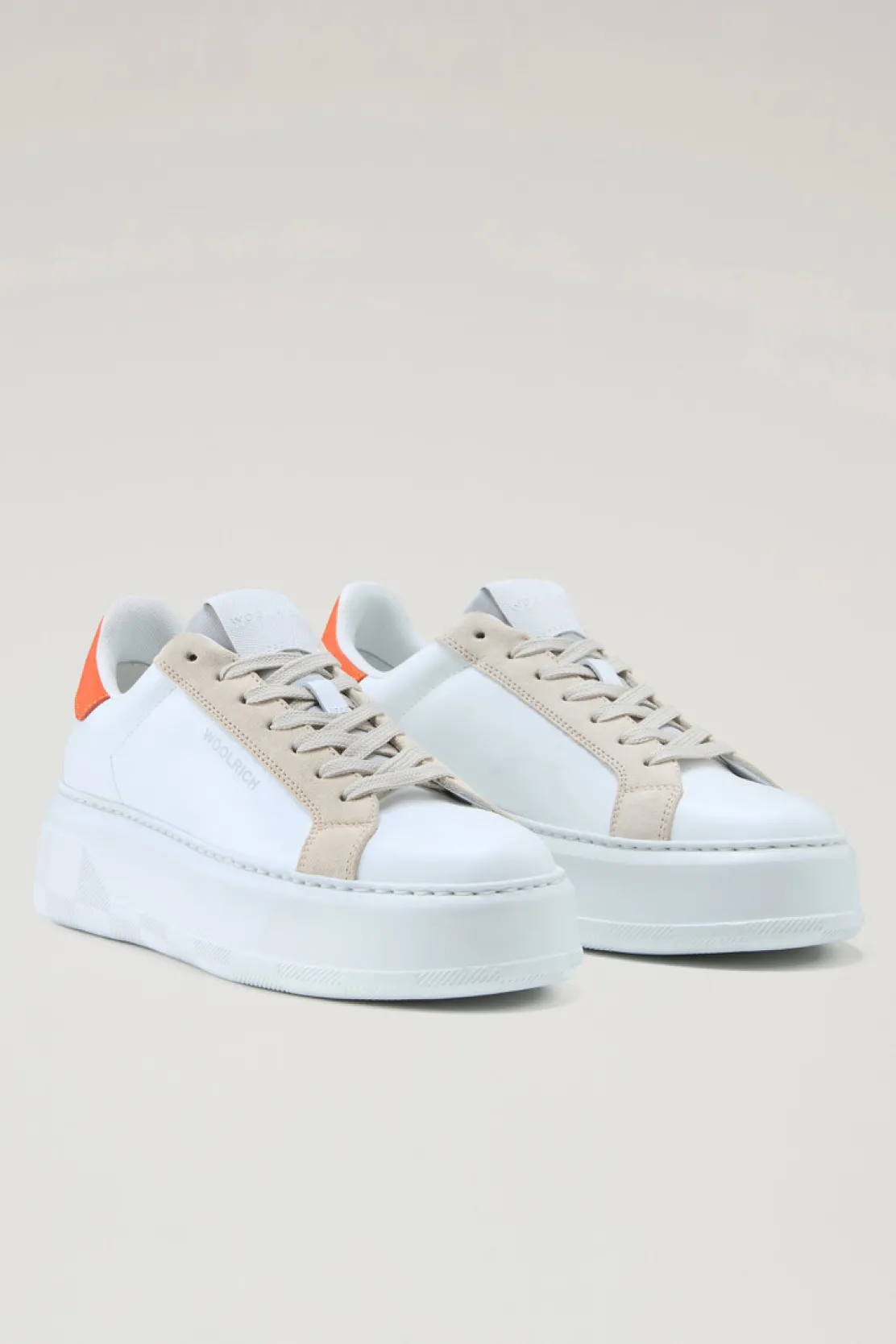 Sneakers>Woolrich Sneakers Chunky Court In Pelle Con Dettagli A Contrasto White Beige
