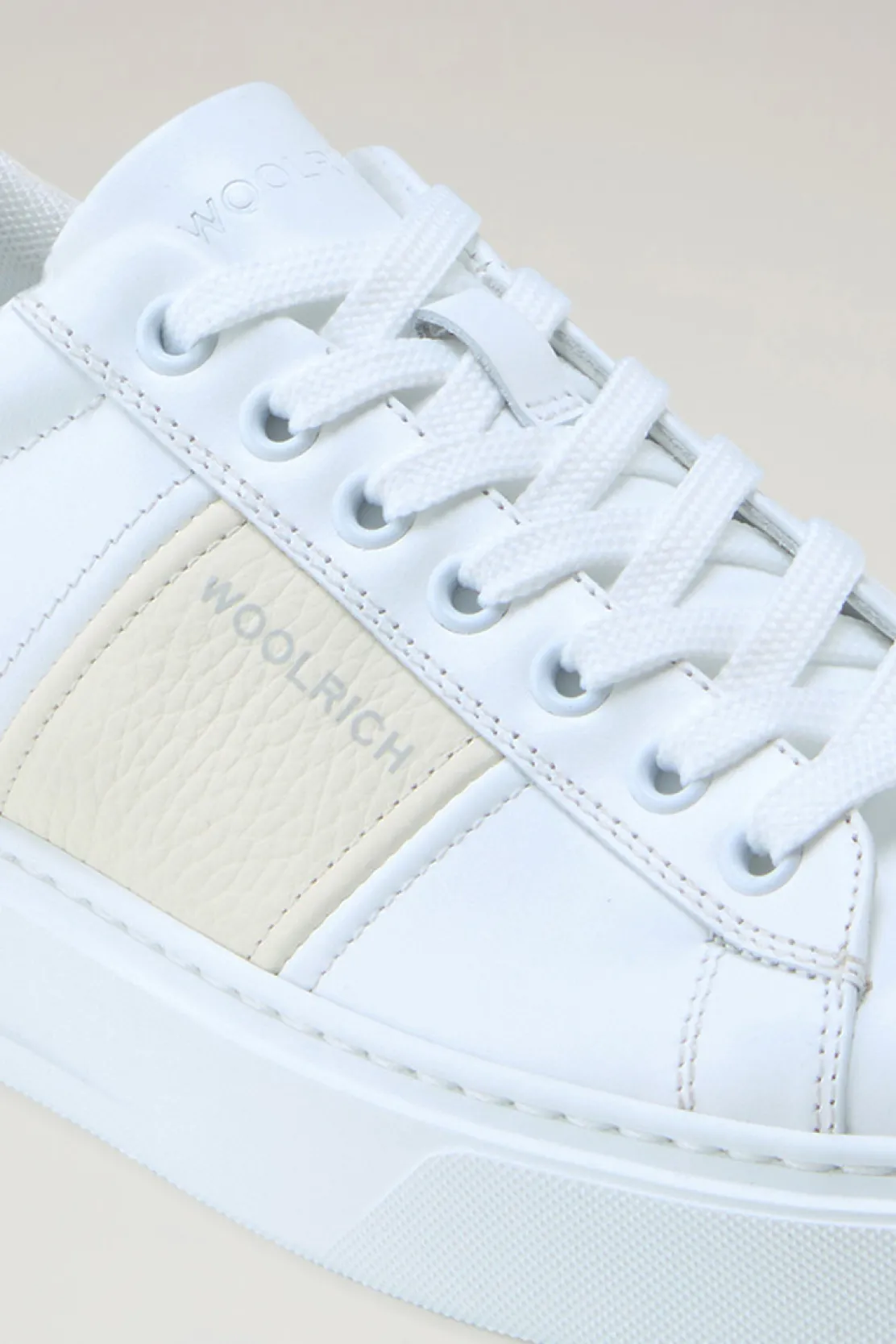 Sneakers>Woolrich Sneakers Classic Court In Pelle Con Banda A Contrasto White Cream